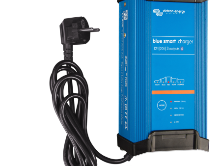 Blue Smart IP22 Charger 12/20 (3)